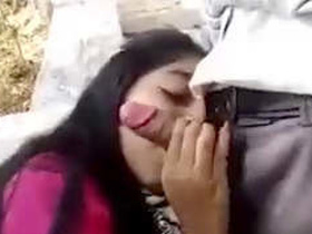 Government worker satisfies her boss with oral sex in the office