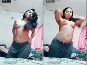 Exclusive Desi girl flaunts her assets in a TikTok video