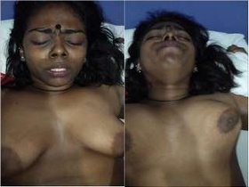 Indian wife enjoys rough sex with lover