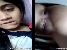 Young Chennai girl flaunts her skills in a steamy video