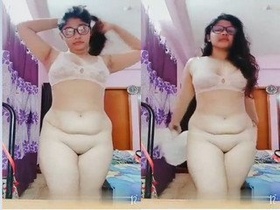 Hot Indian babe flaunts her big butt and pussy