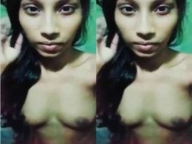 Beautiful Indian woman's naked selfie