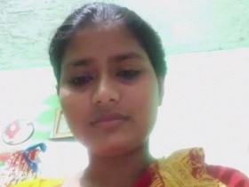 Tamil babe Anni flaunts her body in a nude selfie video