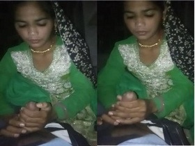 Exclusive Indian village bhabhi gives a blowjob