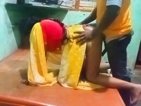 Tamil aunt gets banged from behind in steamy video