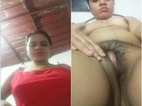 Desi babe flaunts her bouncing boobs and moist vagina