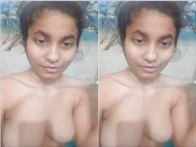 Lustful Indian woman soaps up in the shower