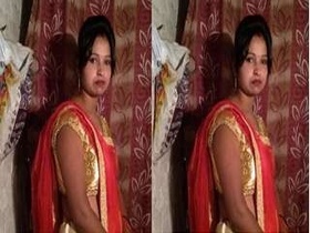 Desi bhabhi's secret bathing session captured on camera