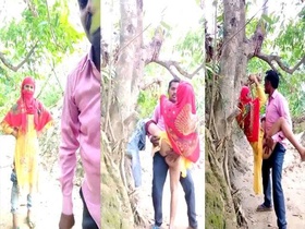 Desi MMC's hot outdoor video