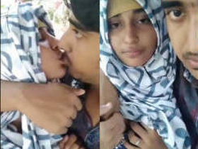 Cute hijabi girl enjoys oral pleasure from her lover