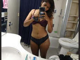 Loud moaning Tamil girl gets fucked hard by NRI in part 1