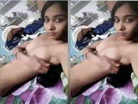 Exclusive video of a sexy Indian girl jerking off with her hands