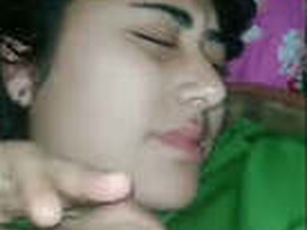 Indian cutie bhabhi gets fucked in VDO