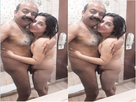 Exclusive video of a cute Indian girl and her boss in a steamy encounter