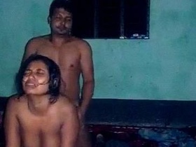 Desi sex tape of Bangla couple engaging in rough sex