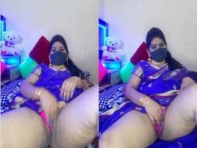 Busty Indian bhabhi flaunts her body in a steamy video