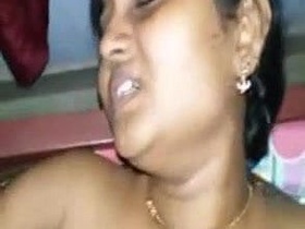 Watch a cute Malayali couple in their 20s explore their sexual feelings in this video
