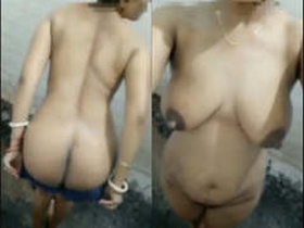 Desi bhabhi flaunts her breasts and intimate area