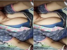 Exclusive video of a sexy Desi bhabhi and her husband