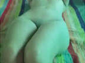 Desi girlfriend shares her sex tape with the world