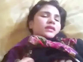 Pakistani bhabi's tight pussy gets filled with a pink cock