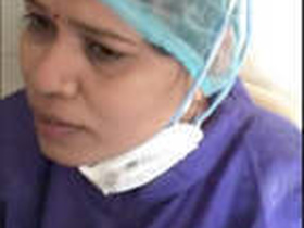 Desi nurse gives doctor a blowjob in hospital