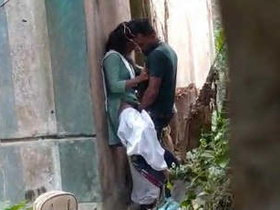 Desi lover gets wild outdoor fuck on MMS