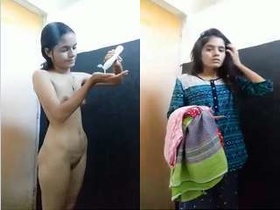 Desi girl records her bathing video for her lover