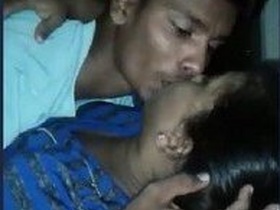 Horny bhabhi licks and sucks on big tits in desi video
