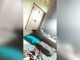 Desi babe indulges in illicit sex with her young lover in Dehati