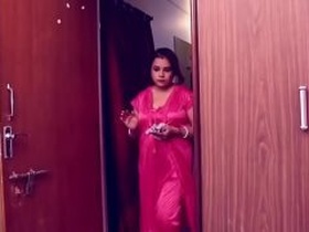 Indian girl gets distracted by her boyfriend while studying