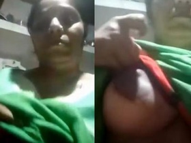 Desi bhabhi flaunts her big areolas during a video call