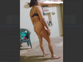 Hubby gives his wife a sensual body massage and has sex with her