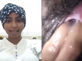 Srilankan girl gets her hairy pussy fucked in hot video
