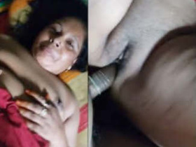 Aunty gets fucked by younger boy in this steamy video