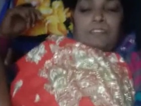 Indian mature bhabhi gets fucked hard and moans with pleasure