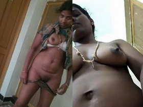 Tamil bhabi Sash strips down to her lingerie and flaunts her body