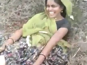 Outdoor sex with a village bhabi