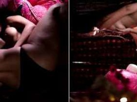 Desi women in India have a lesbian orgy without men