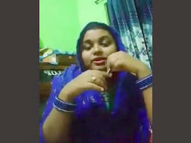 Odia girl sings a song while flaunting her boobs and pussy