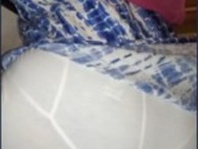 Desi bhabhi in leggings sleeping peacefully