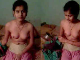 Sheila, a cute Asian girl, leaks her own MMS