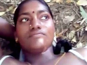 Desi sex tube features street video of local prostitute