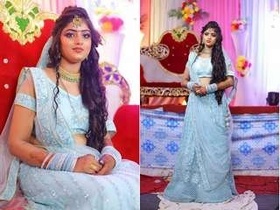 Indian girl's erotic striptease for money