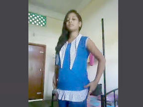 Indian teenager strips and performs on camera