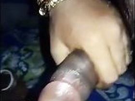 Bengali babe enjoys a deepthroat blowjob in HD sex video