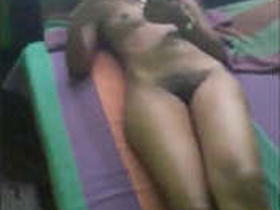 Indian office worker enjoys being naked and sucked off by boss