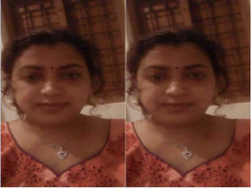 Indian couple shares intimate moments on VK