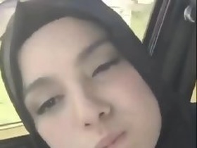 Sikensikene TK Turkish Turbanli enjoys watching mature porn