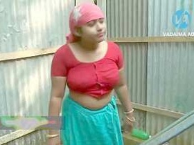 Desi bhabi spits in bathtub while spying on her husband